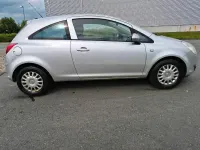 Gebraucht Opel Corsa 69 PS (50 kW) 2010 Silber Kleinwagen