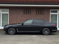 Gebraucht BMW 740 340 PS (250 kW) 2020 Schwarz Limousine