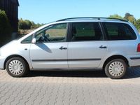 Gebraucht VW Sharan Trendline 140 PS (102 kW) 2006 Silber Van / Kleinbus
