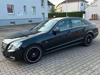 Gebraucht Mercedes E200 Avantgarde 184 PS (135 kW) 2010 Schwarz Limousine
