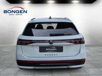 Gebraucht VW Passat R-line 150 PS (110 kW) 2024 Pure white (weiß) Kombi