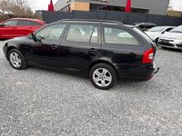 Gebraucht Skoda Octavia Elegance 105 PS (77 kW) 2011 Schwarz Kombi