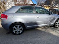 Gebraucht Audi A3 Ambiente 131 PS (96 kW) 2004 Silber Kleinwagen