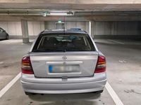 Usata Opel Astra 101 CV (74 kW) 2002 Argento Utilitaria