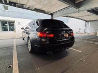 Gebraucht BMW 525 218 PS (160 kW) 2015 Grau Kombi