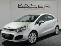 Gebraucht Kia Rio Edition 7 86 PS (63 kW) 2013 Silber Limousine