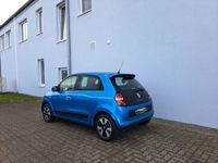 Gebraucht Renault Twingo LIMITED 90 PS (66 kW) 2017 Blau Kleinwagen