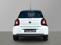 Gebraucht Smart ForFour 71 PS (52 kW) 2018 Weiß Kleinwagen