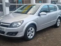 Gebraucht Opel Astra 105 PS (77 kW) 2006 Silber Limousine