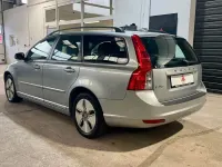 Gebraucht Volvo V50 109 PS (80 kW) 2009 Silber Kombi