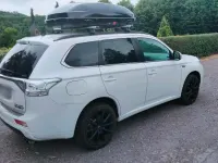 Gebraucht Mitsubishi Outlander P-HEV 201 PS (147 kW) 2014 Weiß SUV