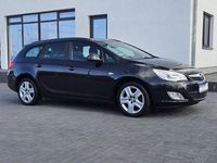 Gebraucht Opel Astra Edition 140 PS (102 kW) 2012 Schwarz Kombi