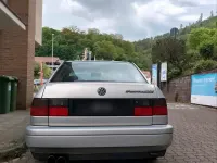 Gebraucht VW Vento 90 PS (66 kW) 1996 Grau Limousine