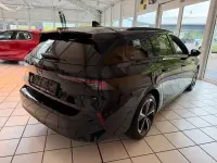 Gebraucht Opel Astra 131 PS (96 kW) 2024 Schwarz Kleinwagen