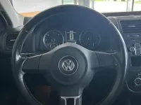 Gebraucht VW Jetta 140 PS (102 kW) 2010 Schwarz Limousine