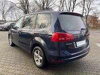 Gebraucht VW Sharan Trendline 140 PS (102 kW) 2011 Blau Van / Kleinbus