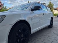 Second-hand Skoda Octavia Elegance 105 CP (77 kW) 2012 Alb Break