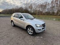 Gebraucht Mercedes ML350 Edition 231 PS (169 kW) 2010 Silber SUV