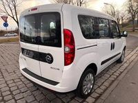 Second-hand Opel Combo Edition 240 CP (176 kW) 2015 Alb Monovolum