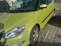 Gebraucht Skoda Fabia 85 PS (62 kW) 2013 Grün Limousine