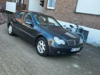 Gebraucht Mercedes C180 Classic 143 PS (105 kW) 2002 Grau Limousine