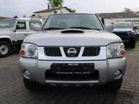 Gebraucht Nissan Navara 133 PS (97 kW) 2004 Silber (metallic) Pickup