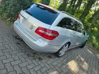 Gebraucht Mercedes E220 170 PS (125 kW) 2011 Silber Kombi