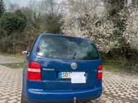 gebraucht VW Touran 1,6 FSI Benzin