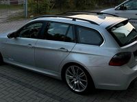 Gebraucht BMW 330 245 PS (180 kW) 2007 Silber Kombi