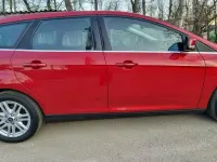 Gebraucht Ford Focus 150 PS (110 kW) 2014 Rot Kombi