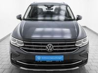 Gebraucht VW Tiguan Elegance 150 PS (110 kW) 2023 Delfingrau (metallic) SUV