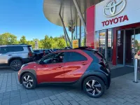 Gebraucht Toyota Aygo X X-plore 72 PS (52 kW) 2022 Chili red perleffekt/ night sky black SUV