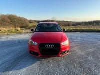 Gebraucht Audi A1 Ambition 122 PS (89 kW) 2014 Rot Kleinwagen