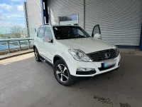 Gebraucht SsangYong Rexton 155 PS (114 kW) 2015 Weiß SUV