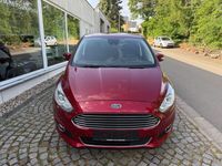 Gebraucht Ford S-MAX Titanium 165 PS (121 kW) 2019 Rot Van / Kleinbus