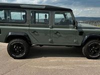 Gebraucht Land Rover Defender SE 122 PS (89 kW) 2015 Grün Kombi