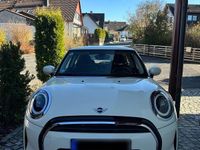 Second-hand Mini ONE 102 CP (75 kW) 2022 Negru Hatchback