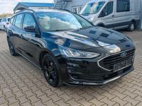 Gebraucht Ford Focus Cool & Connect 120 PS (88 kW) 2022 Schwarz Limousine