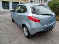 Gebraucht Mazda 2 Inclusive 86 PS (63 kW) 2009 Blau Kleinwagen
