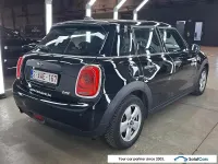 Käytetty Mini ONE 102 HP (75 kW) 2021 Musta Viistoperä