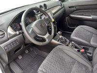 Neu Suzuki Vitara Comfort+ 2025 Cool white pearl metallic SUV