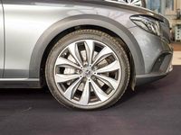 Gebraucht Mercedes E400 340 PS (250 kW) 2018 Selenitgrau Kombi