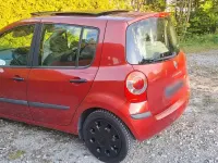 Używany Renault Modus 84 KM (61 kW) 2005 Czerwony Minivan