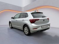 Gebraucht VW Polo Style 95 PS (69 kW) 2024 Silber Limousine