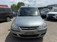 Gebraucht Opel Combo Edition 90 PS (66 kW) 2011 Silber Van / Kleinbus