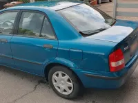 Gebraucht Mazda 323 88 PS (64 kW) 1998 Blau Limousine