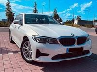 Gebraucht BMW 320 190 PS (139 kW) 2019 Weiß Limousine