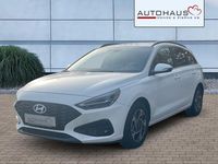 Neu Hyundai i30 Advantage 101 PS (74 kW) 2025 Weiß Limousine
