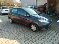 Gebraucht Ford Fiesta Ambiente 60 PS (44 kW) 2009 Grau Kleinwagen
