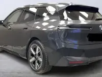 Gebraucht BMW iX Sport Line 484 kW (659 PS) 2022 Sophistograu brillanteffekt metalli SUV
